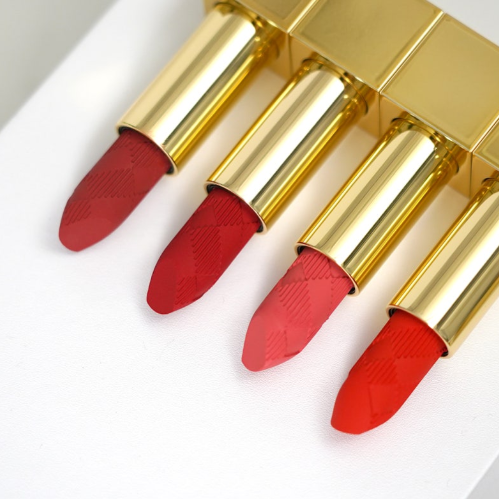 BURBERRY Kisses Lipstick 1g #106 The red (With box) , BURBERRY Kisses Lipstick , BURBERRY Kisses Lipstick รีวิว , BURBERRY Kisses Lipstick ซื้อ